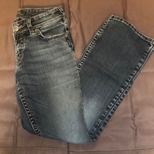 Silver Jeans Suki Surplus W 28 L 30